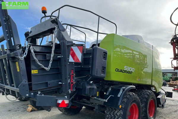Claas Quadrant 5300 RF Baler €128,000