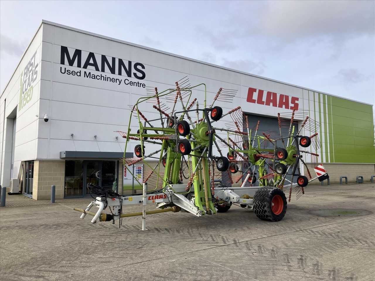 Claas Liner 3600 Tedder €20,983