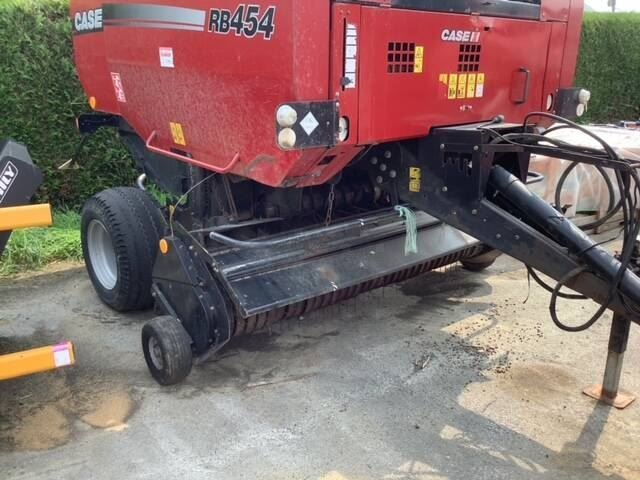 Case IH rb454 Presă de balotat 11.500 EUR