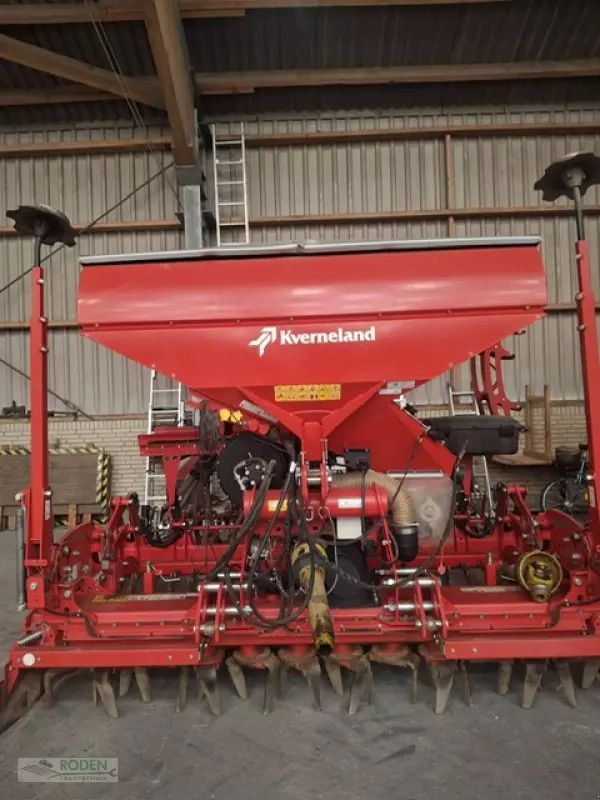 Kverneland e-drill maxi 1.600 Drill €49,000