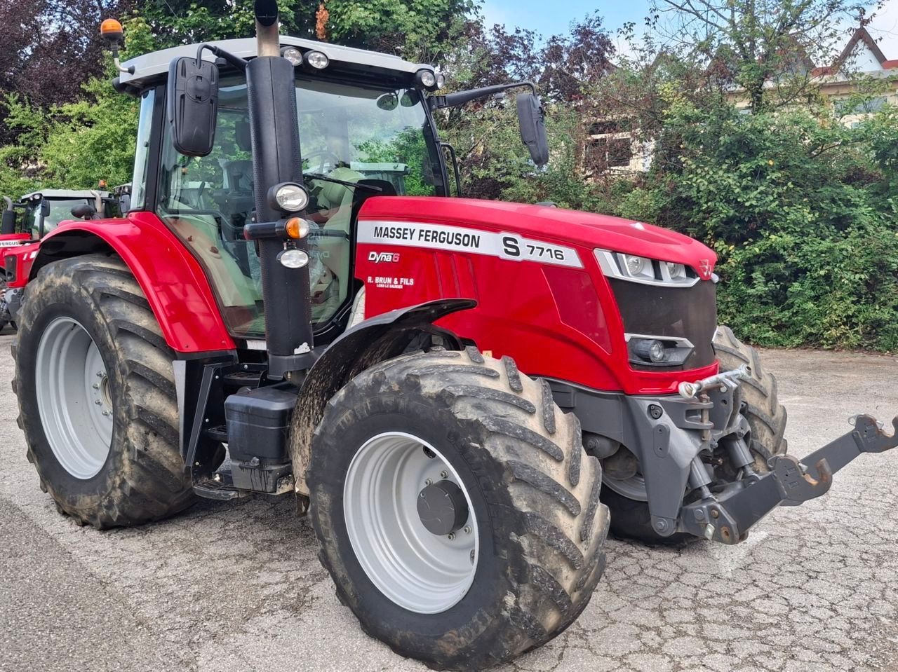 Massey Ferguson 7716 S Traktor 72.000 €