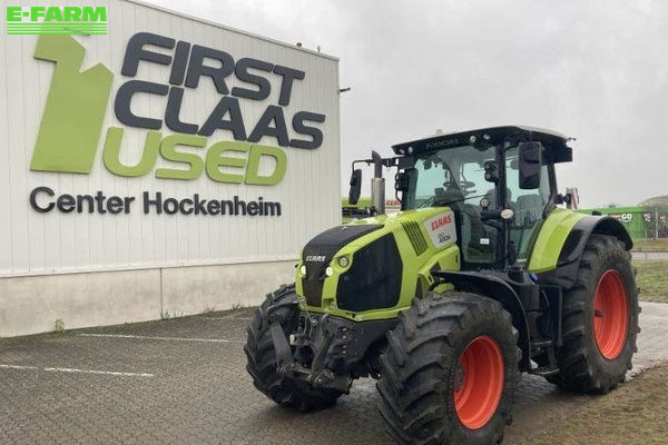 Claas Axion 810 CMATIC Tractor