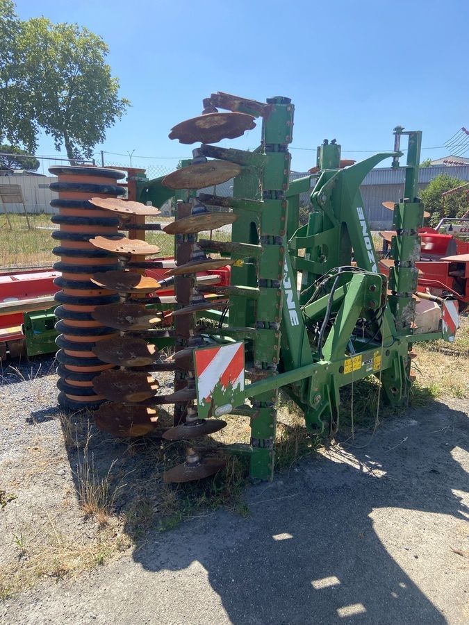Amazone catros + 4001-2 (disques neuf pour la vente) Cultivator €18,000