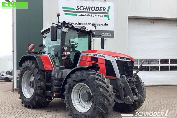 Massey Ferguson 8S.265 Tractor €159,900