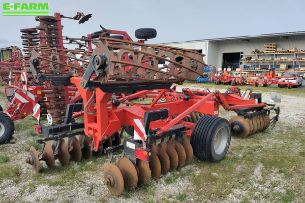 GREGOIRE BESSON sx pro 28 disques Disc harrow €7,500