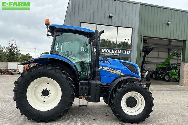 New Holland T7.210 Tractor €74,913