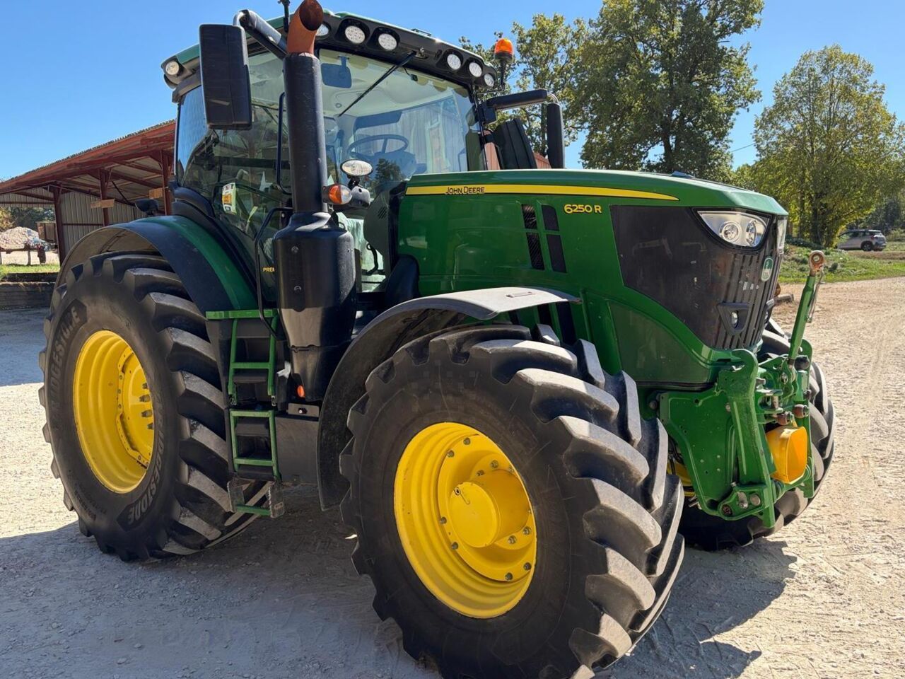 John Deere 6250 R Traktor 99.996 €