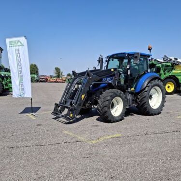 New Holland T5.85 Tractor €45,000