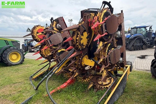 New Holland 490 fie Header €16,999