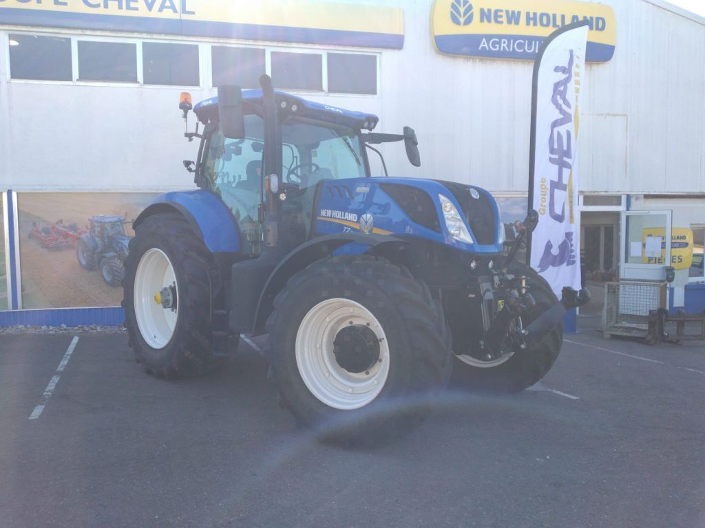 New Holland T7.245 Tractor €120,000