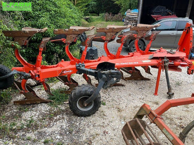 E-FARM: Kuhn vari-master 152 nsh - varilarge - roue de transport - Plough - id VC3CHPI - €12,000 - Year of construction: 2011 - France