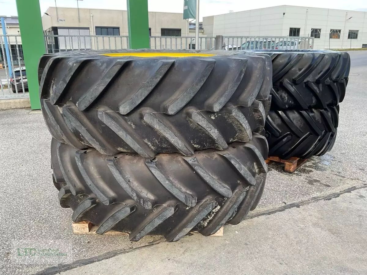 MICHELIN john deere 650/65r42 und 600/65r28 Wheel and track €7,071