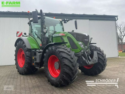 E-FARM: Fendt 724 Vario Profi Plus - Tractor - id FK7HDGU - €146,885 - Year of construction: 2020 - Engine hours: 3,379,Engine power (HP): 238,Germany