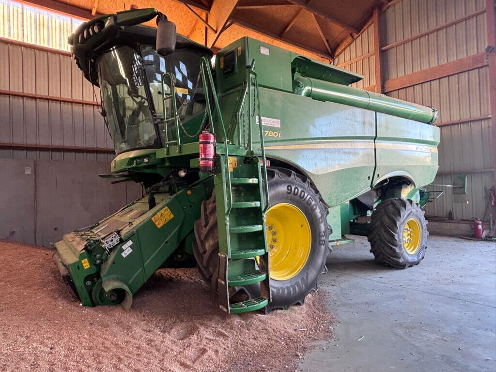 John Deere S 780 Combine harvester €310,000