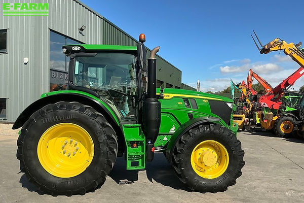 John Deere 6R 185 Tractor €107,185