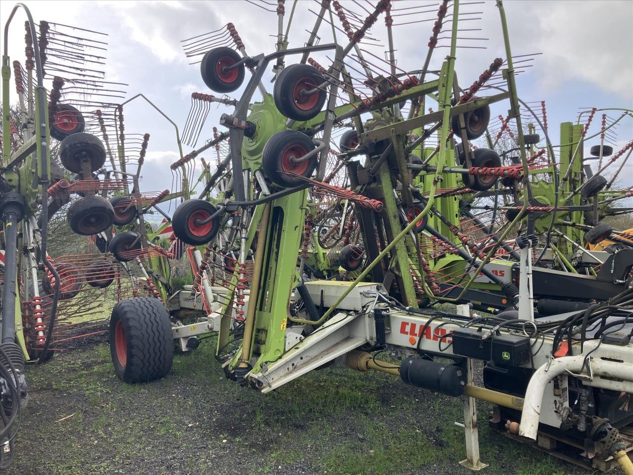 Claas Liner 3600 Tedder €31,462