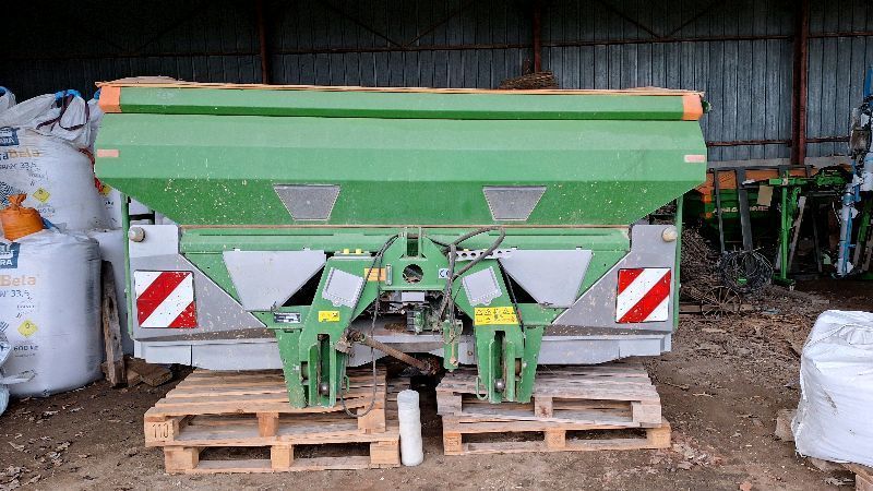 Amazone zam ultra profis 3600 Fertiliser spreader €5,800