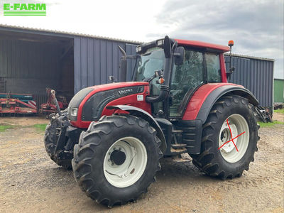 E-FARM: Valtra N 142 - Tractor - id ZMDZRBM - €29,500 - Year of construction: 2011 - Engine hours: 6,300,Engine power (HP): 142,France