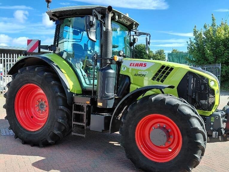 Claas Arion 650 Tractor €88,981