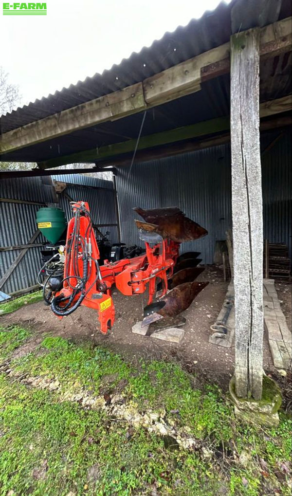 Kuhn vari master 123 Plough €10,000