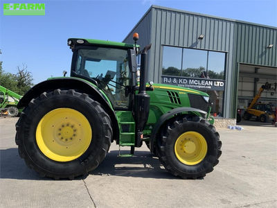 E-FARM: John Deere 6195 R - Tractor - id KTJ3CEG - €64,950 - Year of construction: 2020 - Engine hours: 8,054,Engine power (HP): 212,United Kingdom