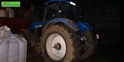 E-FARM: New Holland T7.235 - Tractor - id CERY97I - €66,000 - Year of construction: 2012 - Engine hours: 3,965,Engine power (HP): 200,France