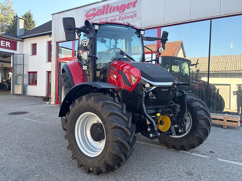 Case IH farmall 120m Tractor