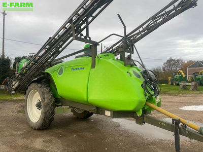 E-FARM: Tecnoma tecnis - Sprayer - id KHJCZVZ - €15,500 - Year of construction: 2007 - France