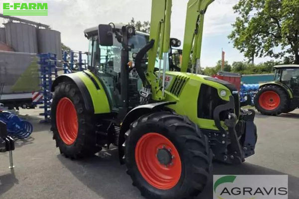 Claas Arion 440 Tractor €57,500