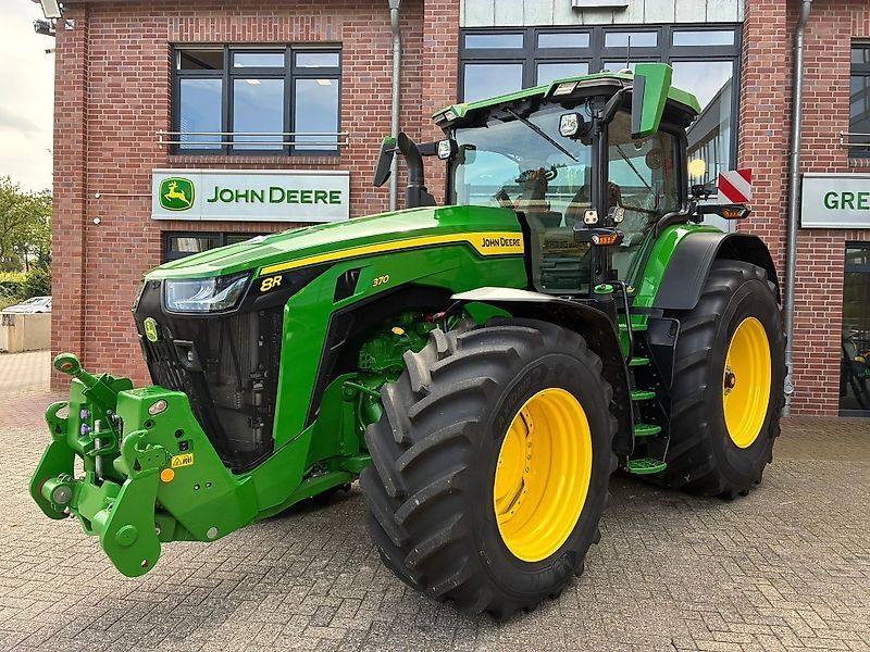 John Deere 8R 370 Tractor €292,500
