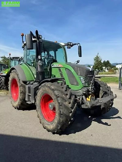 E-FARM: Fendt 516 Vario Profi Plus - Tractor - id JYCLRPM - 105.000 EUR - Anul: 2014 - Ore motor: 3.900,Puterea motorului: 161,Franța