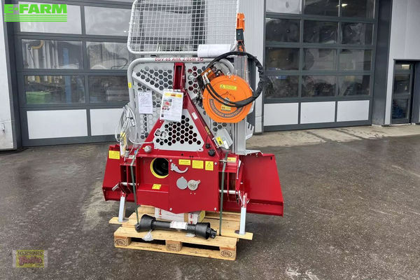 Tajfun egv65 ahk sg mit hafo-hilfswinde Forestry equipment €11,825