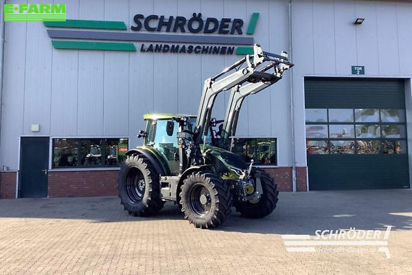 Valtra G 135 A Tractor €84,900
