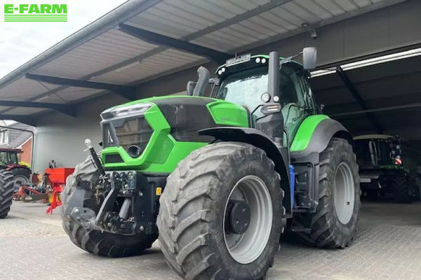 Deutz-Fahr AgroTron 9340 TTV Tractor €89,000