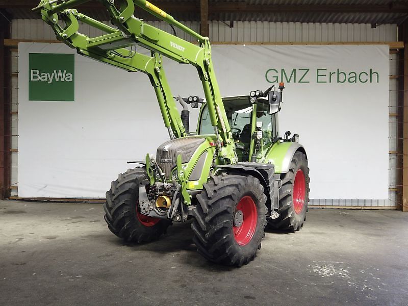 Fendt 724 Vario Profi Plus Tractor €165,900