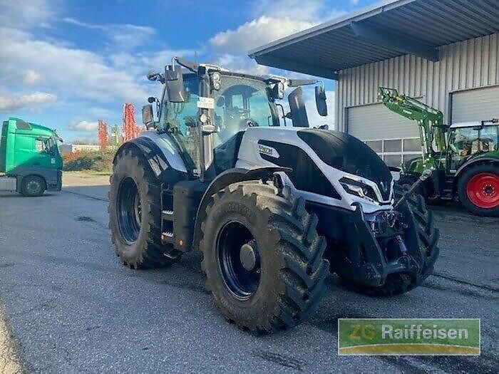 Valtra Q 265 Tractor €171,900