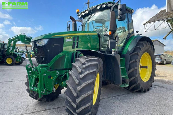 John Deere 6250 R Tractor €135,000