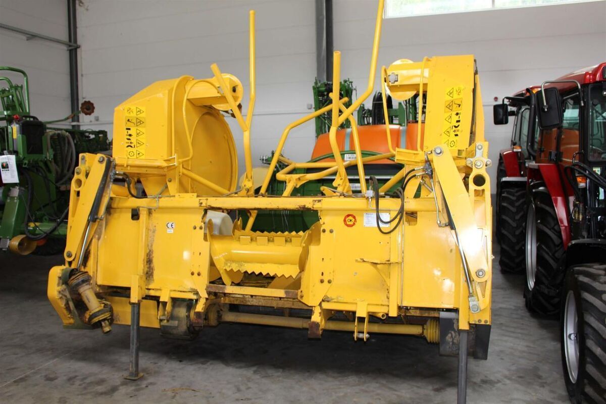 New Holland ri 600 Header €16,000