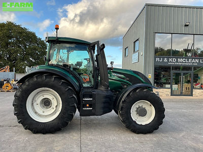 E-FARM: Valtra T 254 - Tractor - id NE8YSRH - €53,356 - Year of construction: 2019 - Engine hours: 8,526,United Kingdom