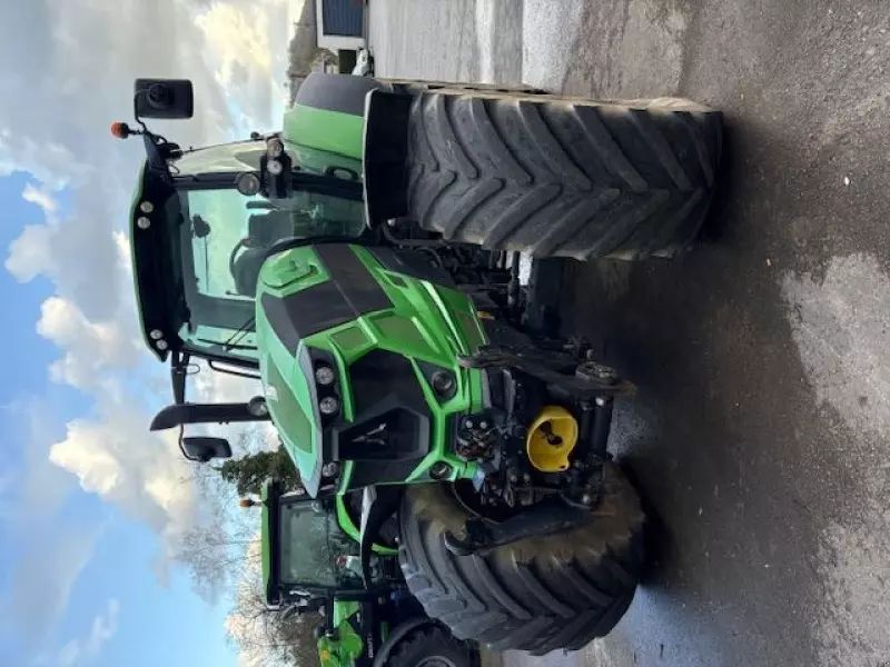 Deutz-Fahr AgroTron 6215 Tractor €59,900