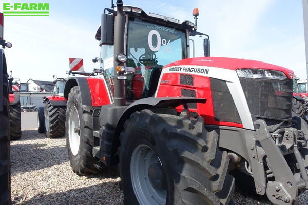 Massey Ferguson 8S.205 Traktor 147.896 €