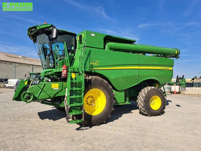 E-FARM: John Deere S 770 - Combine harvester - id 2QRQBFN - €295,000 - Year of construction: 2024 - Engine hours: 712,Engine power (HP): 378,France