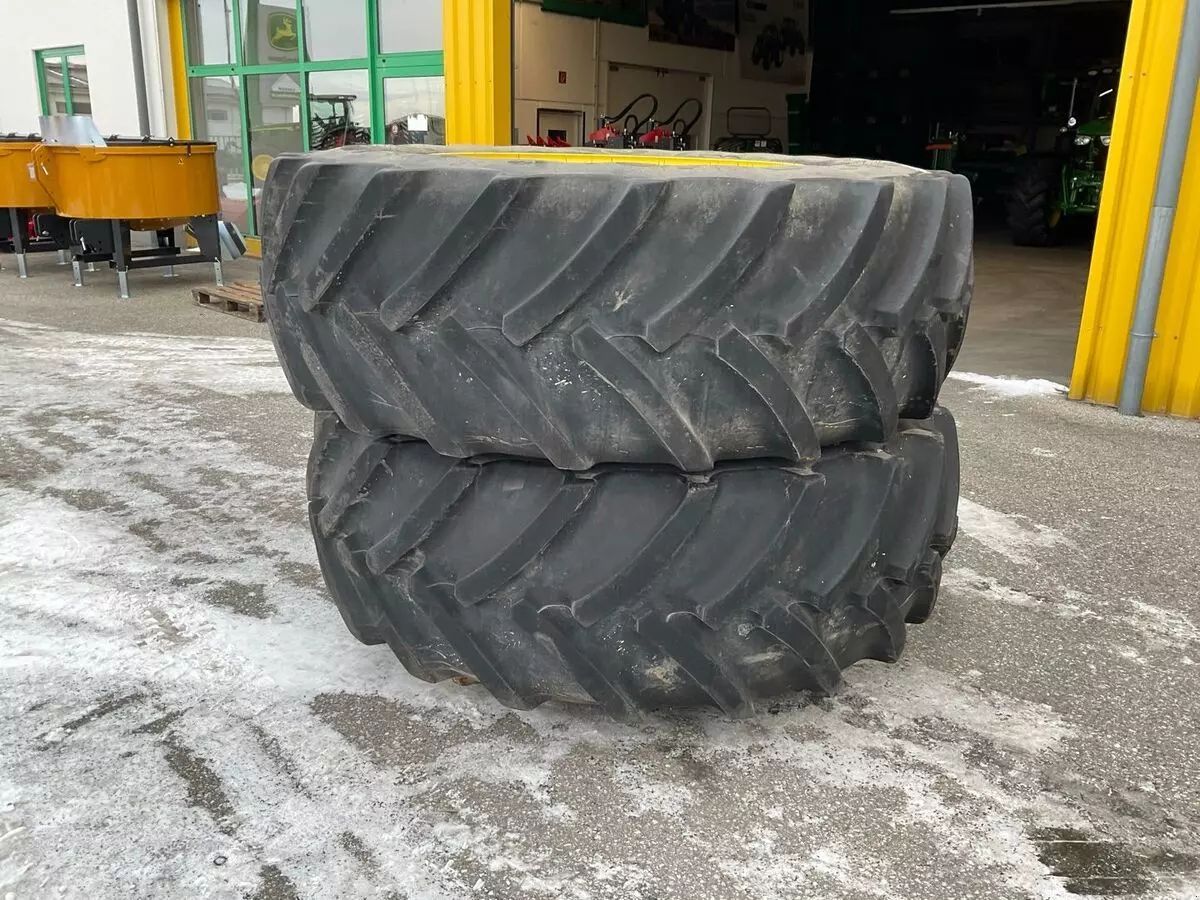 Mitas john deere 650/75 r42 Wheel and track €5,250