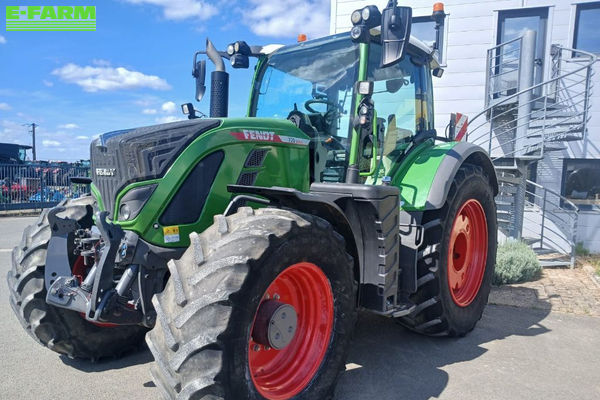 Fendt 720 Vario Tractor 107.000 EUR