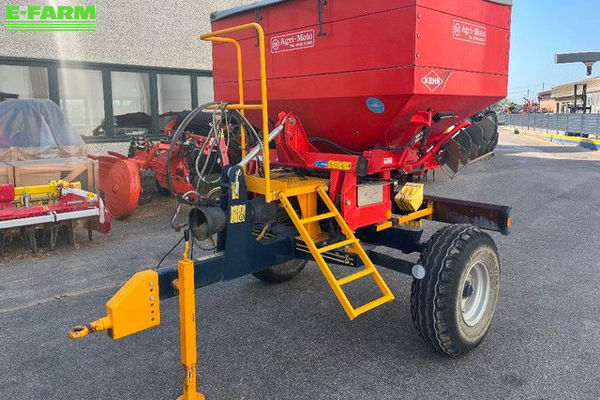 Kuhn mds 19.1 q Fertiliser spreader €8,500