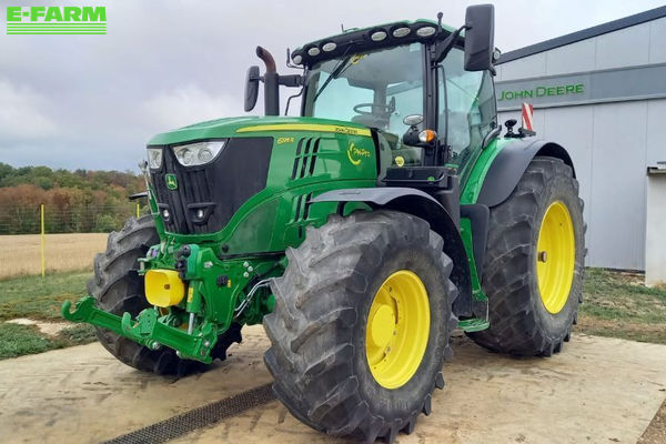 John Deere 6195 R Tractor €135,000