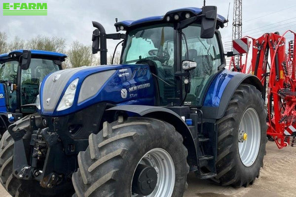 New Holland T7.270 AC Tractor €165,000