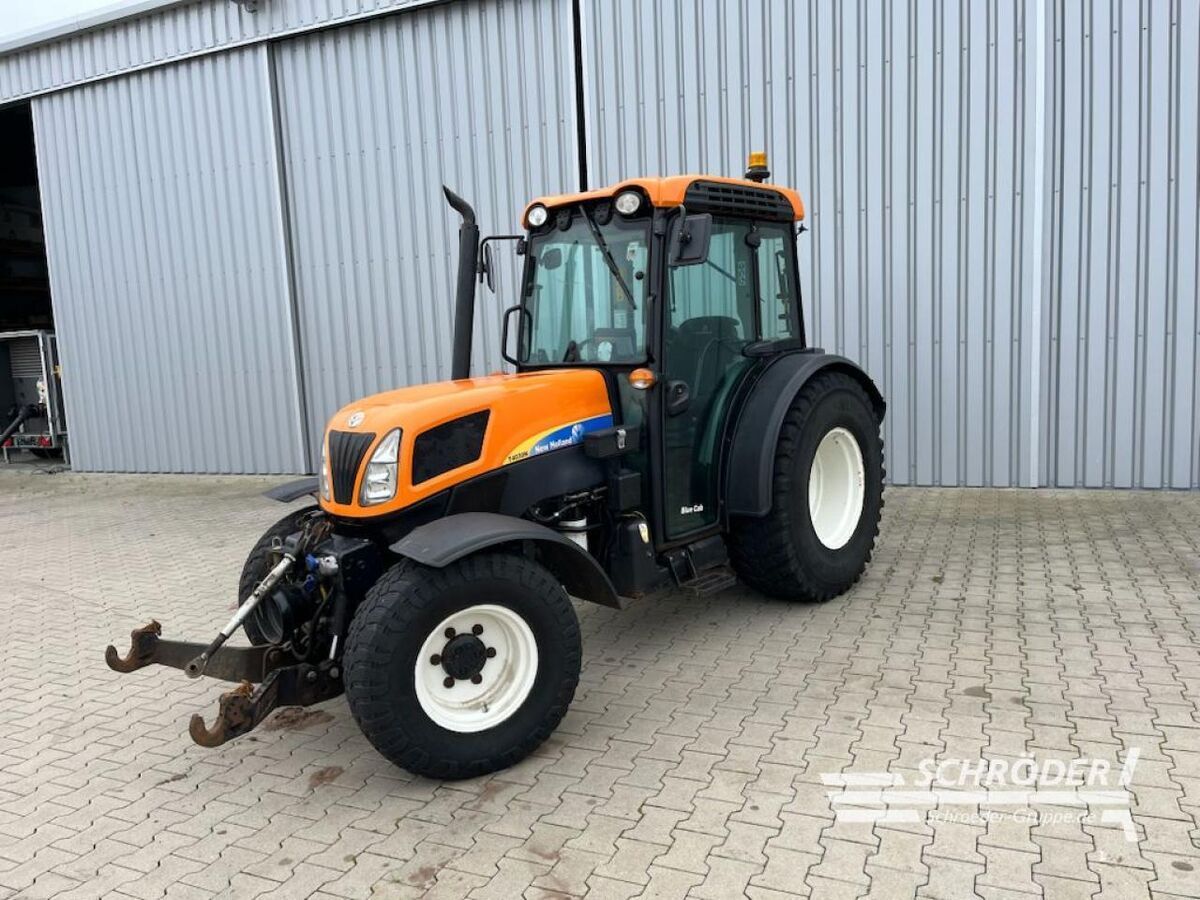 New Holland T 4030 N Tractor €17,885