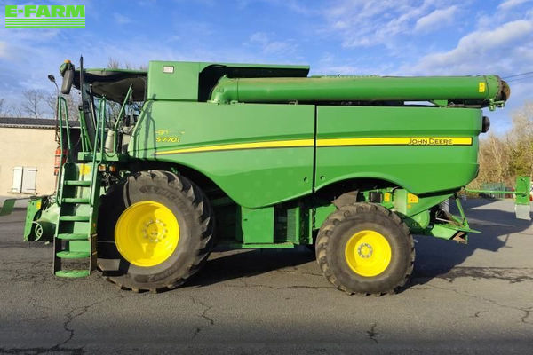 John Deere S 770 Combine harvester €278,000