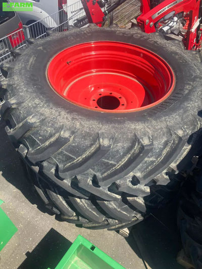 E-FARM: TRELLEBORG 650/65 r38 fendt 500 516 gen3 - Wheel and track - id 9WEXFA3 - €6,100 - Year of construction: 2023 - Germany